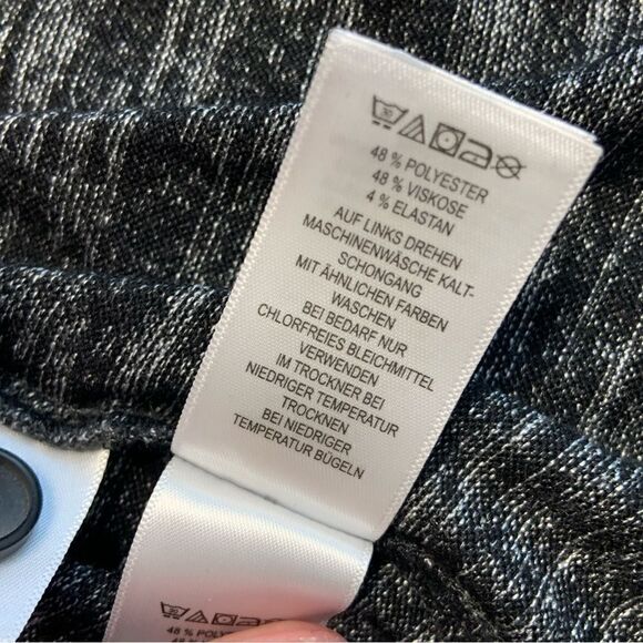 Tahari black heather v-neck lightweight sweater button-down back sz M - Picture 8 of 8